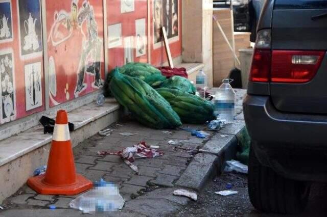 İzmir'de silahlı çatışma: 5 yaralı İzmir'de silahlı çatışma: 5 yaralı