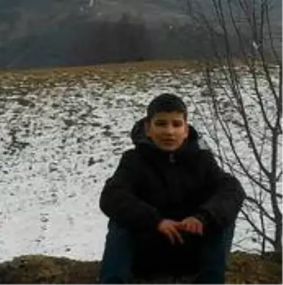 Kazada ağır yaralanan bisiklet sürücüsü hayatını kaybetti Kazada ağır yaralanan bisiklet sürücüsü hayatını kaybetti