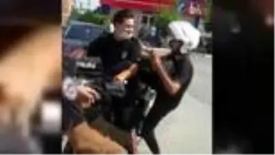 Kimliğini evde unutan öğrencinin imdadına polis yetişti Kimliğini evde unutan öğrencinin imdadına polis yetişti