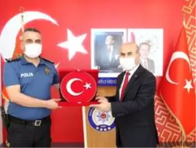 Mardin Valisi Demirtaş'tan İl Emniyet Müdürlüğüne ziyaret Mardin Valisi Demirtaş'tan İl Emniyet Müdürlüğüne ziyaret