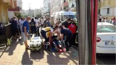 Ortalığın savaş alanına döndüğü kazada 7 kişi yaralandı Ortalığın savaş alanına döndüğü kazada 7 kişi yaralandı