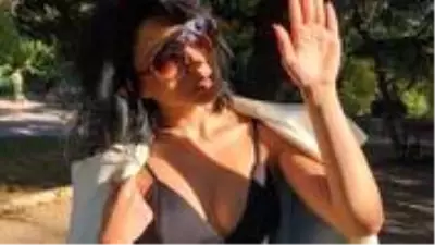 Üniversite sınavına hazırlandığı söyleyen Merve Boluğur, YKS sırasında fotoğraf paylaştı Üniversite sınavına hazırlandığı söyleyen Merve Boluğur, YKS sırasında fotoğraf paylaştı