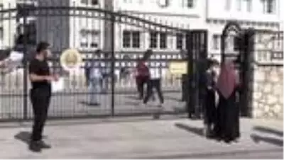 Düzce'de YKS heyecanı Düzce'de YKS heyecanı