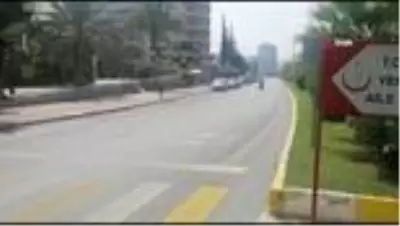 Kimliğini kaybeden öğrencinin yardımına polis yetişti