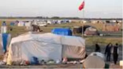 Kışın sahnelerin, yazın tarlaların tozunu attırıyor Kışın sahnelerin, yazın tarlaların tozunu attırıyor