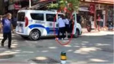 YKS'ye giden genç kız, sokağa maske takmadan çıktığı için 900 TL ceza yedi YKS'ye giden genç kız, sokağa maske takmadan çıktığı için 900 TL ceza yedi