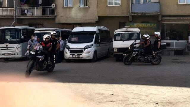 Alacak verecek meselesi yüzünden çıkan kavgada baba ve oğlu yaralandı Alacak verecek meselesi yüzünden çıkan kavgada baba ve oğlu yaralandı