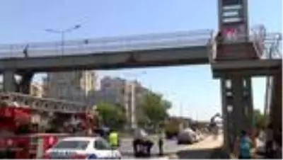 ANTALYA Polisin iş bulma sözü üzerine intihardan vazgeçti