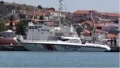 Ayvalık açıklarında sığınmacıları taşıyan bot battı - BALIKESİR