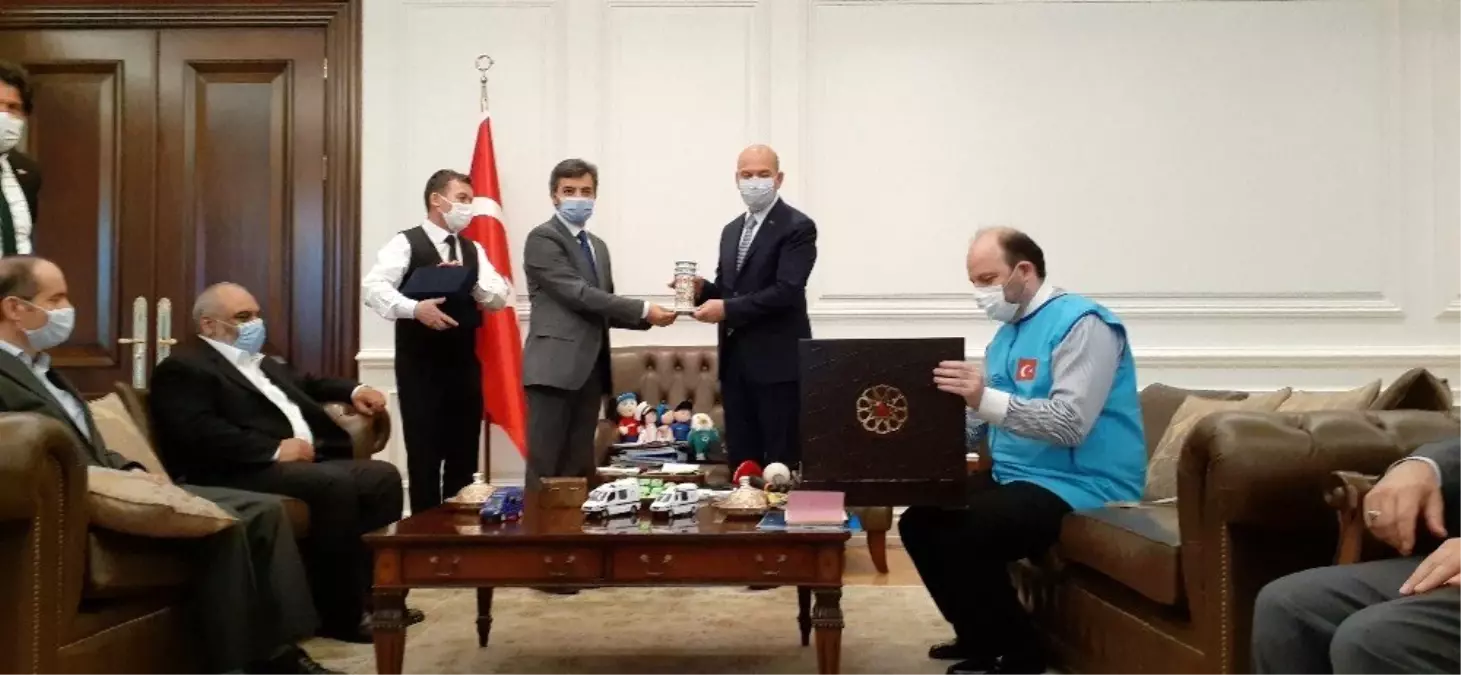 Bakan Soylu İdlib için 10 briket ev bağışında bulundu Haberler