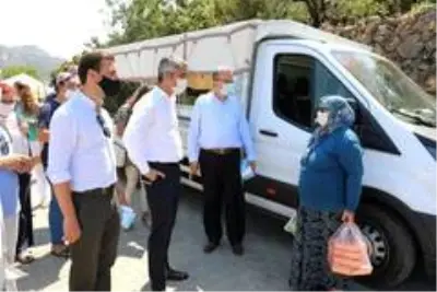 Başkan Oktay, Osmaniye Mahallesi'ni ziyaret etti Başkan Oktay, Osmaniye Mahallesi'ni ziyaret etti