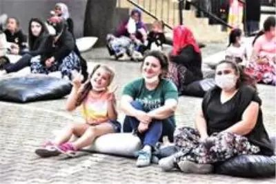 Son Dakika: Çocuklar yazlık sinemayı çok sevdi Son Dakika: Çocuklar yazlık sinemayı çok sevdi