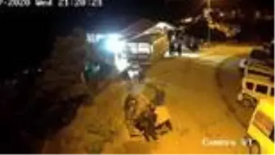 Devrilen piknik masasının altında kalan iki vatandaş hafif şekilde yaralandı