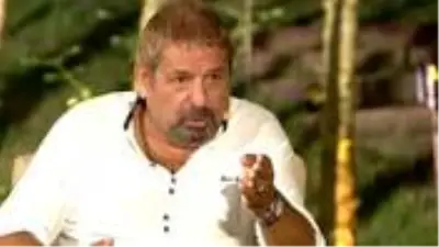 Erman Toroğlu'ndan Fatih Terim'e şans göndermesi: Köprüden düşse, Beylerbeyi'ne çıkar ve 2 de lüfer kapar Erman Toroğlu'ndan Fatih Terim'e şans göndermesi: Köprüden düşse, Beylerbeyi'ne çıkar ve 2 de lüfer kapar