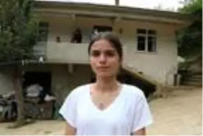 Giresun'da kayıp 7 yaşındaki İkranur aranıyor (2) Giresun'da kayıp 7 yaşındaki İkranur aranıyor (2)