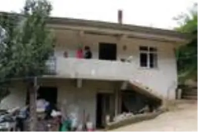Giresun'da kayıp 7 yaşındaki İkranur aranıyor (2) Giresun'da kayıp 7 yaşındaki İkranur aranıyor (2)