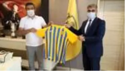 Karabük Valisi Fuat Gürel'den Ankaragücü'ne ziyaret Karabük Valisi Fuat Gürel'den Ankaragücü'ne ziyaret