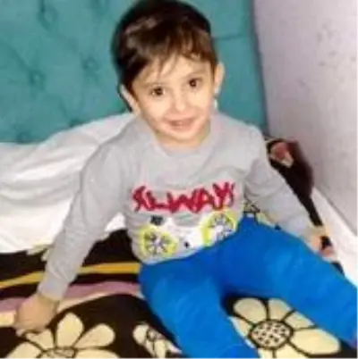 Karaman'daki traktör kazasında ağır yaralanan çocuk hayatını kaybetti Karaman'daki traktör kazasında ağır yaralanan çocuk hayatını kaybetti