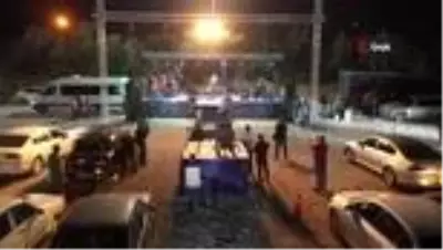 Nevşehir'de 'Arabalı Konser' düzenlendi Nevşehir'de 'Arabalı Konser' düzenlendi