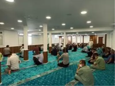 Pendik'te sağlık kahramanları yeni mescitlerine kavuştu Pendik'te sağlık kahramanları yeni mescitlerine kavuştu