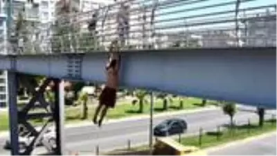Polis iş bulma sözü verince, intihardan vazgeçti Polis iş bulma sözü verince, intihardan vazgeçti