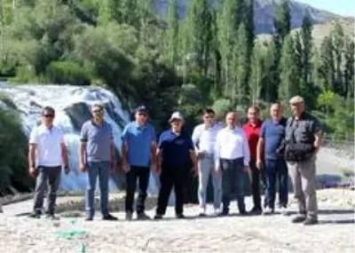 ŞEHİRDER heyetinden Narman Peribacaları ve Tortum Şelalesi çıkarması ŞEHİRDER heyetinden Narman Peribacaları ve Tortum Şelalesi çıkarması