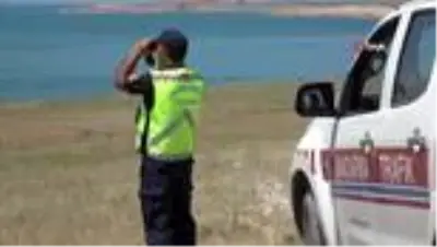 Van Gölü’nde göçmenleri taşıyan tekne battı iddiası