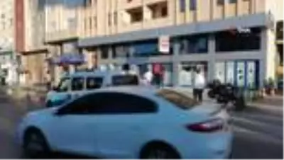 Yarış motosikleti şarampole uçtu: 2 yaralı