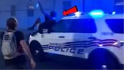 ABD’de polisler, aracı göstericilerin üzerine sürdü, polis şefi ise doğru olanın yapıldığını söyledi