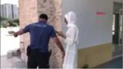 ADANA NİKAH DAİRESİNDEN POLİSİ ARAYIP, 'ZORLA EVLENDİRİLİYORUM' İHBARINDA BULUNDU, POLİS KURTARDI ADANA NİKAH DAİRESİNDEN POLİSİ ARAYIP, 'ZORLA EVLENDİRİLİYORUM' İHBARINDA BULUNDU, POLİS KURTARDI