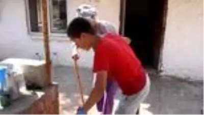 Asırlık kız kardeşler, uzun yaşamlarının sırrını paylaştı: Tarhana, buğday çorbası ve bulgur aşı