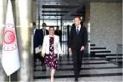 Bakan Pekcan, Macar girişimcileri Türkiye'de yatırıma davet etti Bakan Pekcan, Macar girişimcileri Türkiye'de yatırıma davet etti