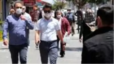 Koronavirüs tedbirleri kapsamında Bingöl'de maskesiz sokağa çıkmak yasaklandı Koronavirüs tedbirleri kapsamında Bingöl'de maskesiz sokağa çıkmak yasaklandı