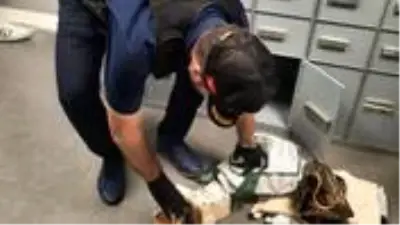 Cumhuriyet tarihinin en büyük uyuşturucu operasyonundan yeni ayrıntılar geldi! Milyonlarca lira ele geçirildi Cumhuriyet tarihinin en büyük uyuşturucu operasyonundan yeni ayrıntılar geldi! Milyonlarca lira ele geçirildi