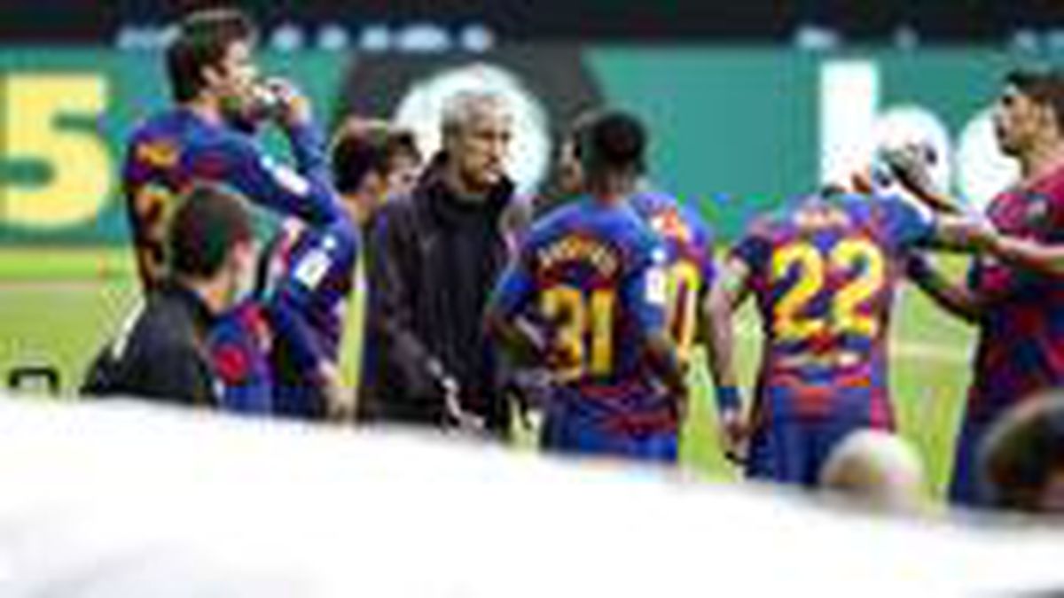Barcelona'da teknik direktör Setien ve futbolcular soyunma odasında tartıştı