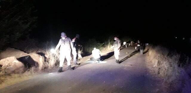 İki aile arasında arazi anlaşmazlığı nedeniyle çıkan kavgada kan döküldü: 2 ölü, 1'i ağır 3 yaralı İki aile arasında arazi anlaşmazlığı nedeniyle çıkan kavgada kan döküldü: 2 ölü, 1'i ağır 3 yaralı