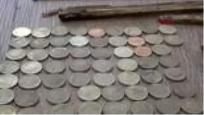KAHRAMANMARAŞ 5 kuruşları eriterek yaptıkları sahte altınları kuyumculara satmışlar KAHRAMANMARAŞ 5 kuruşları eriterek yaptıkları sahte altınları kuyumculara satmışlar