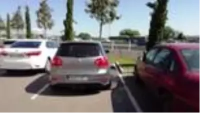 Konvoyla asker uğurlayıp yolu araç trafiğine kapatan 5 kişiye para cezası kesildi Konvoyla asker uğurlayıp yolu araç trafiğine kapatan 5 kişiye para cezası kesildi