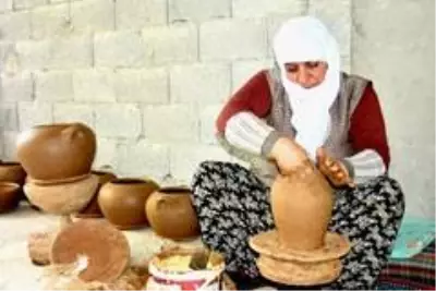 Mutki'de asırlık çanak çömlek geleneği sürüyor Mutki'de asırlık çanak çömlek geleneği sürüyor