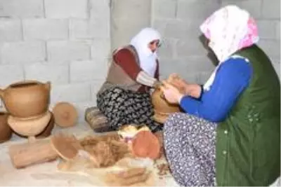 Mutki'de asırlık çanak çömlek geleneği sürüyor Mutki'de asırlık çanak çömlek geleneği sürüyor