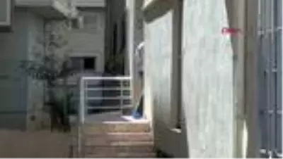 PENDİK'TE EMEKLİ BAŞKOMİSER EVİNDE İNTİHAR ETTİ PENDİK'TE EMEKLİ BAŞKOMİSER EVİNDE İNTİHAR ETTİ