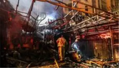 Tahran'da bir klinikte patlama: 'En az 19 kişi hayatını kaybetti' Tahran'da bir klinikte patlama: 'En az 19 kişi hayatını kaybetti'