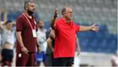 Trabzonspor bu kadroyla bir sürü kupa kazanır, Galatasaray 5'te 5 yapsa bile şampiyon olamaz Trabzonspor bu kadroyla bir sürü kupa kazanır, Galatasaray 5'te 5 yapsa bile şampiyon olamaz