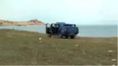 Van Gölü’nde bir teknenin kaybolduğu ihbarı üzerine başlatılan arama çalışması sürüyor