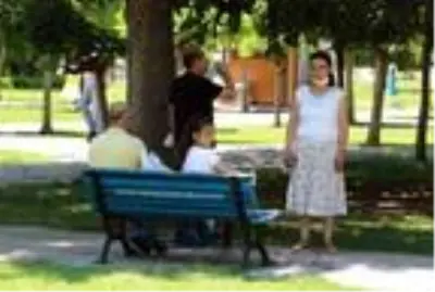 Adana'da termometreler 42 dereceyi gösterdi, vatandaşlar parklara akın etti Adana'da termometreler 42 dereceyi gösterdi, vatandaşlar parklara akın etti