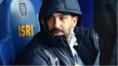 Galatasaray'la anlaşan Arda Turan, 1 yıllık boş sözleşmeye imza atacak Galatasaray'la anlaşan Arda Turan, 1 yıllık boş sözleşmeye imza atacak