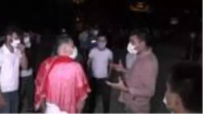 Asker uğurlamalarında sosyal mesafe uyarıları Asker uğurlamalarında sosyal mesafe uyarıları
