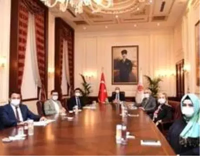Başkan Ulutaş, Ankara'dan Kaş'a müjdelerle döndü Başkan Ulutaş, Ankara'dan Kaş'a müjdelerle döndü