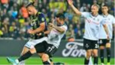 Beşiktaş-Fenerbahçe derbisinin tarihi açıklandı! Beşiktaş-Fenerbahçe derbisinin tarihi açıklandı!