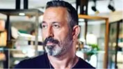 Cem Yılmaz, Netflix'le arayı düzeltti Cem Yılmaz, Netflix'le arayı düzeltti